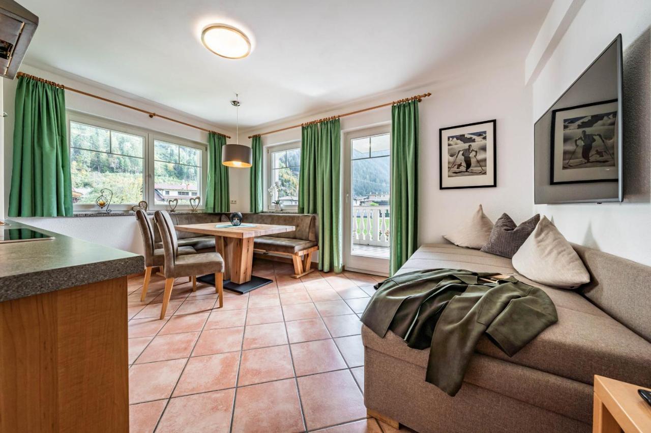 Gaestehaus Wiesengrund & Apart Sporer Mayrhofen Luaran gambar