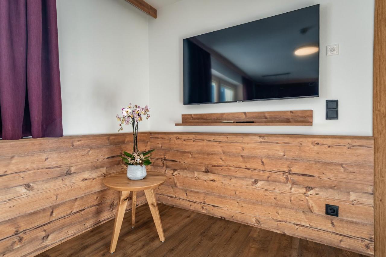 Gaestehaus Wiesengrund & Apart Sporer Mayrhofen Luaran gambar